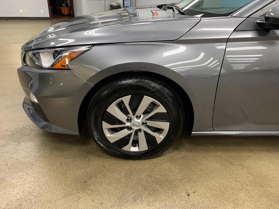2019 Nissan Altima 2.5 SR Sedan, available for sale in Inwood, New York | 5 Towns Drive. Inwood, New York 2019 Nissan Altima 2.5 SR Sedan, available for sale in Inwood, New York | 5 Towns Drive. Inwood, New York