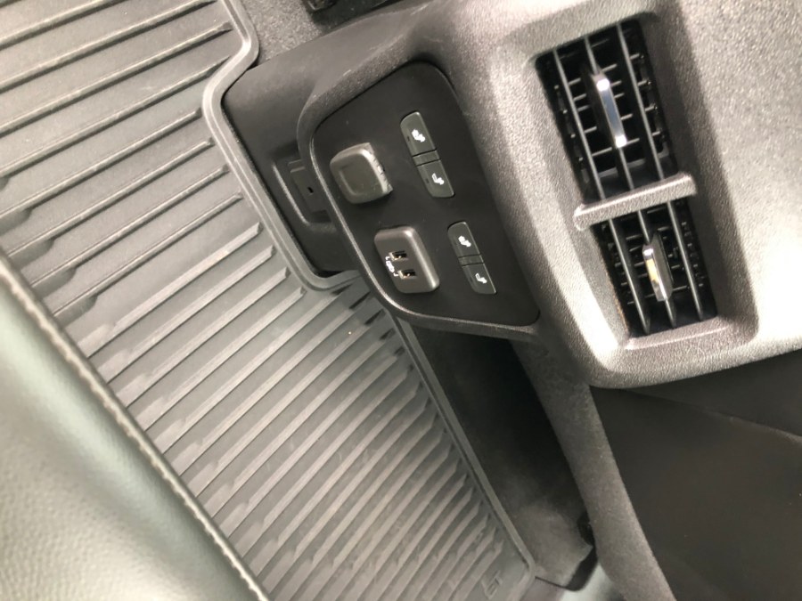 Used Chevrolet Equinox AWD 4dr Premier w/1LZ 2018 | Affordable Motors Inc. Bridgeport, Connecticut Used Chevrolet Equinox AWD 4dr Premier w/1LZ 2018 | Affordable Motors Inc. Bridgeport, Connecticut