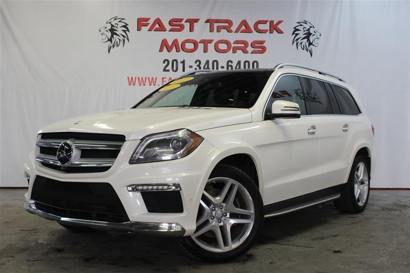 2013 Mercedes-benz Gl 550 4MATIC, available for sale in Paterson, New Jersey | Fast Track Motors. Paterson, New Jersey