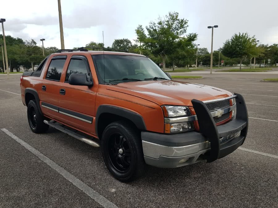 2004 Chevrolet Avalanche 1500 5dr Crew Cab 130" WB, available for sale in Longwood, Florida | Majestic Autos Inc.. Longwood, Florida