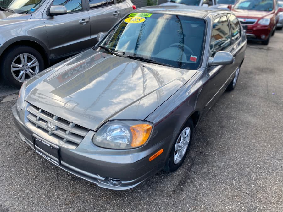 2005 Hyundai Accent 3dr HB Cpe GLS Auto, available for sale in Middle Village, New York | Middle Village Motors . Middle Village, New York