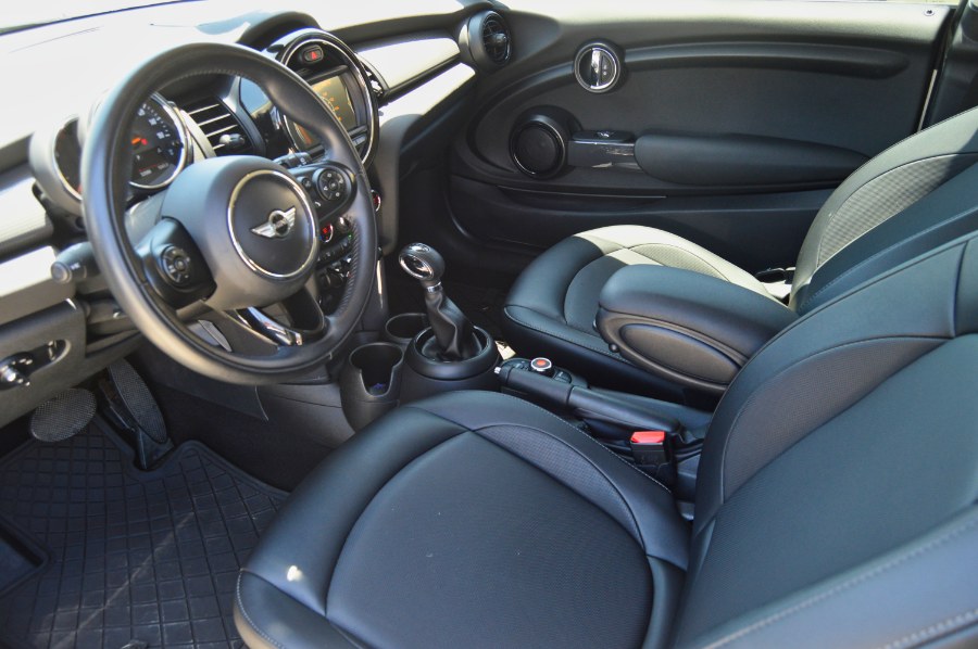 2018 MINI Hardtop 2 Door Cooper FWD, available for sale in Moreno Valley, California | Fusion Motors Inc. Moreno Valley, California 2018 MINI Hardtop 2 Door Cooper FWD, available for sale in Moreno Valley, California | Fusion Motors Inc. Moreno Valley, California