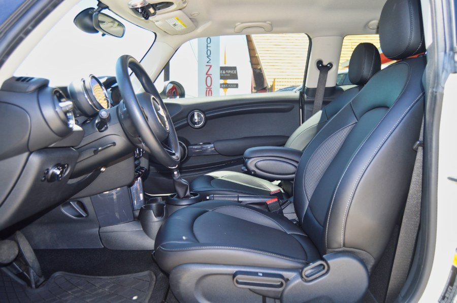 2018 MINI Hardtop 2 Door Cooper FWD, available for sale in Moreno Valley, California | Fusion Motors Inc. Moreno Valley, California 2018 MINI Hardtop 2 Door Cooper FWD, available for sale in Moreno Valley, California | Fusion Motors Inc. Moreno Valley, California