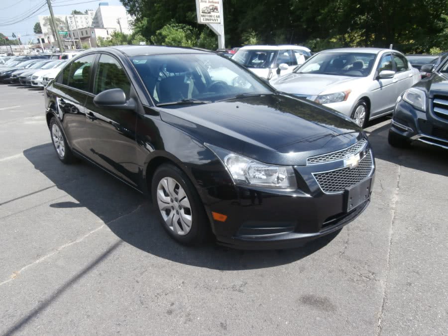 2013 Chevrolet Cruze 4dr Sdn Auto LS, available for sale in Waterbury, Connecticut | Jim Juliani Motors. Waterbury, Connecticut