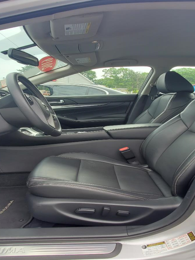 Used Nissan Maxima SV 3.5L 2019 | Roe Motors Ltd. Shirley, New York Used Nissan Maxima SV 3.5L 2019 | Roe Motors Ltd. Shirley, New York