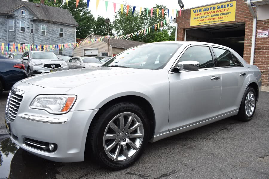 2012 Chrysler 300 4dr Sdn V6 Limited RWD, available for sale in Hartford, Connecticut | VEB Auto Sales. Hartford, Connecticut