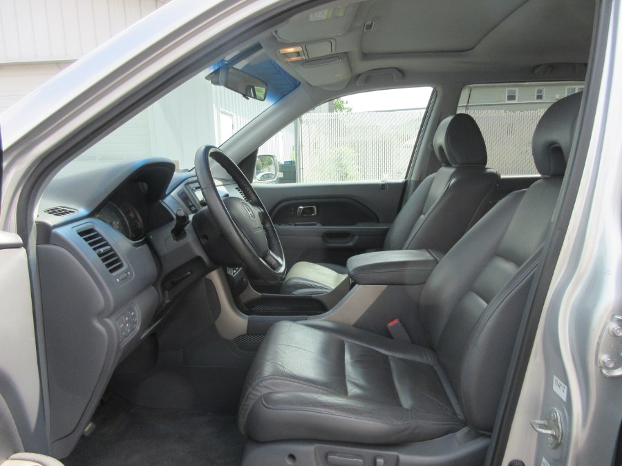 Used Honda Pilot 4WD EX-L AT 2006 | Route 27 Auto Mall. Linden, New Jersey Used Honda Pilot 4WD EX-L AT 2006 | Route 27 Auto Mall. Linden, New Jersey