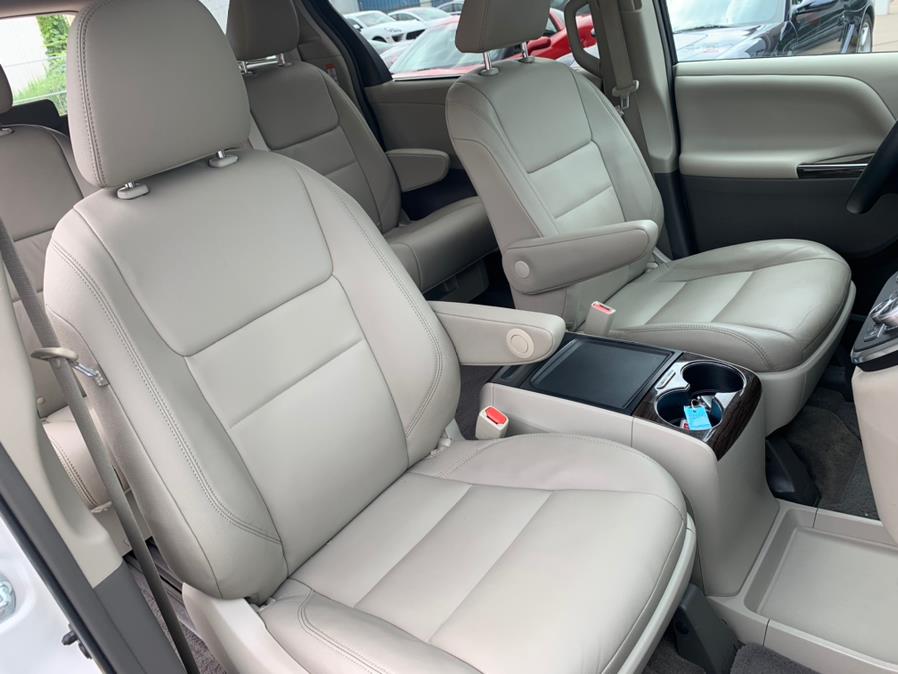 2015 Toyota Sienna 5dr 7-Pass Van XLE AAS FWD (Natl), available for sale in South Windsor, Connecticut | Mike And Tony Auto Sales, Inc. South Windsor, Connecticut 2015 Toyota Sienna 5dr 7-Pass Van XLE AAS FWD (Natl), available for sale in South Windsor, Connecticut | Mike And Tony Auto Sales, Inc. South Windsor, Connecticut