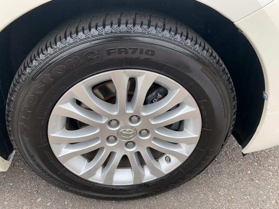 2015 Toyota Sienna 5dr 7-Pass Van XLE AAS FWD (Natl), available for sale in South Windsor, Connecticut | Mike And Tony Auto Sales, Inc. South Windsor, Connecticut 2015 Toyota Sienna 5dr 7-Pass Van XLE AAS FWD (Natl), available for sale in South Windsor, Connecticut | Mike And Tony Auto Sales, Inc. South Windsor, Connecticut