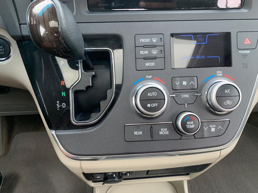 2015 Toyota Sienna 5dr 7-Pass Van XLE AAS FWD (Natl), available for sale in South Windsor, Connecticut | Mike And Tony Auto Sales, Inc. South Windsor, Connecticut 2015 Toyota Sienna 5dr 7-Pass Van XLE AAS FWD (Natl), available for sale in South Windsor, Connecticut | Mike And Tony Auto Sales, Inc. South Windsor, Connecticut