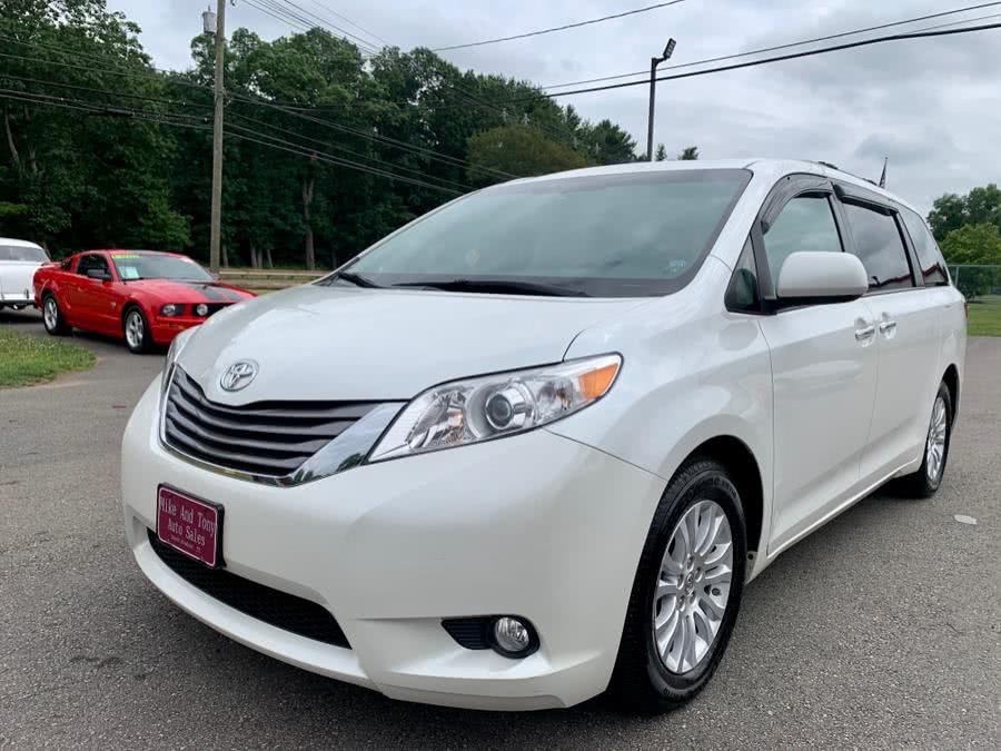 2015 Toyota Sienna 5dr 7-Pass Van XLE AAS FWD (Natl), available for sale in South Windsor, Connecticut | Mike And Tony Auto Sales, Inc. South Windsor, Connecticut 2015 Toyota Sienna 5dr 7-Pass Van XLE AAS FWD (Natl), available for sale in South Windsor, Connecticut | Mike And Tony Auto Sales, Inc. South Windsor, Connecticut