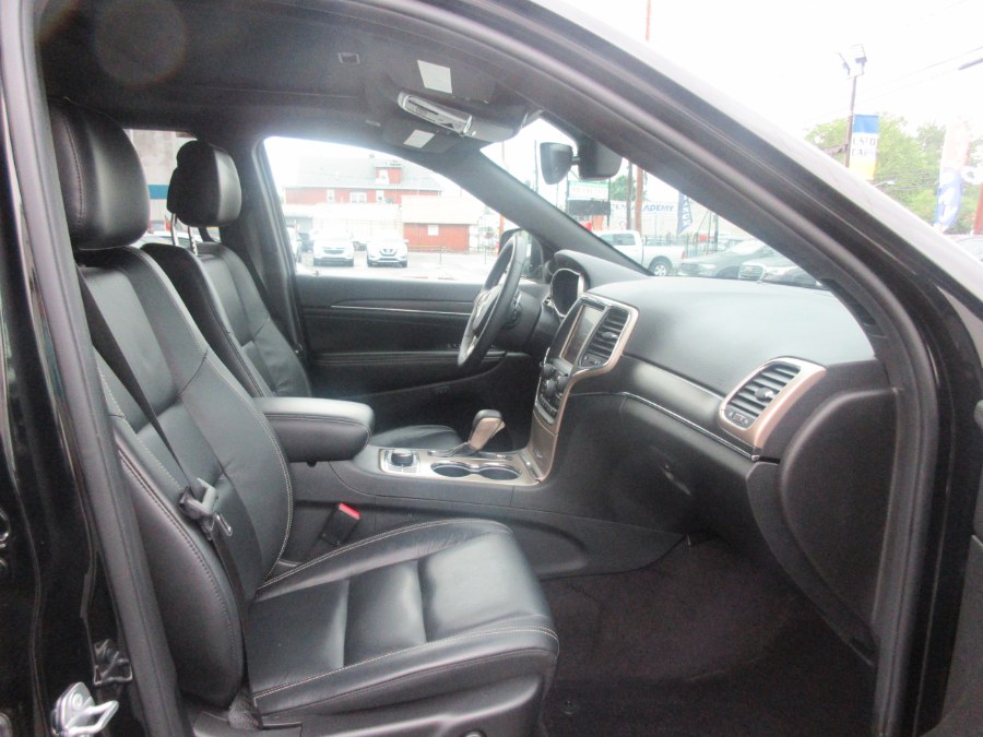 Used Jeep Grand Cherokee Limited 4x4 2017 | Route 27 Auto Mall. Linden, New Jersey Used Jeep Grand Cherokee Limited 4x4 2017 | Route 27 Auto Mall. Linden, New Jersey