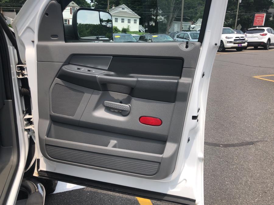 2007 Dodge Ram 2500 Diesel 4WD Quad Cab SLT, available for sale in Waterbury, Connecticut | National Auto Brokers, Inc.. Waterbury, Connecticut 2007 Dodge Ram 2500 Diesel 4WD Quad Cab SLT, available for sale in Waterbury, Connecticut | National Auto Brokers, Inc.. Waterbury, Connecticut
