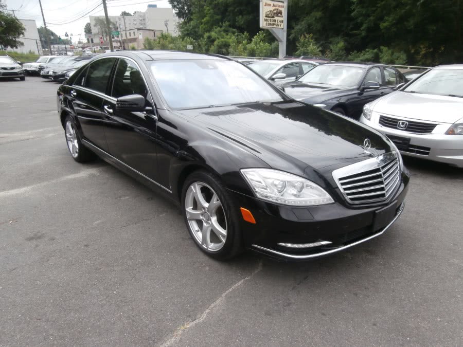 2013 Mercedes-Benz S-Class 4dr Sdn S550 4MATIC, available for sale in Waterbury, Connecticut | Jim Juliani Motors. Waterbury, Connecticut