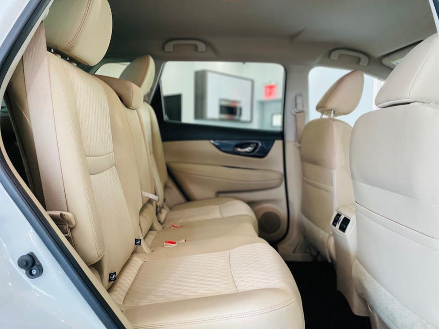 Used Nissan Rogue AWD SV 2017 | Luxury Motor Club. Franklin Square, New York Used Nissan Rogue AWD SV 2017 | Luxury Motor Club. Franklin Square, New York