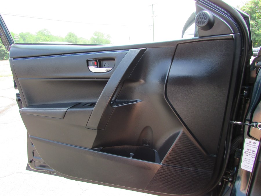 2017 Toyota Corolla SE CVT Automatic (Natl), available for sale in East Windsor, Connecticut | United Auto Sales of E Windsor, Inc. East Windsor, Connecticut 2017 Toyota Corolla SE CVT Automatic (Natl), available for sale in East Windsor, Connecticut | United Auto Sales of E Windsor, Inc. East Windsor, Connecticut