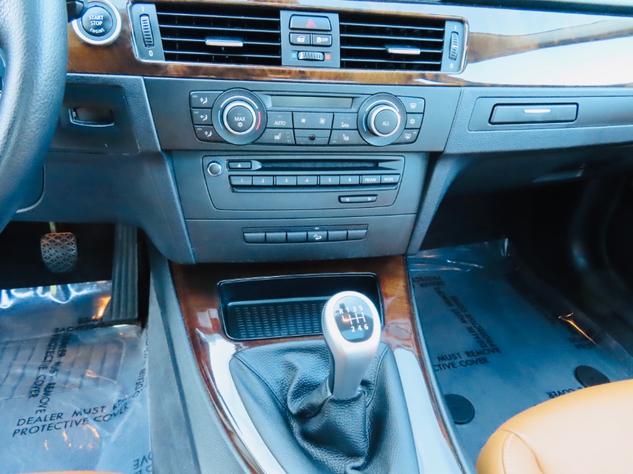 2011 BMW 3 Series 4dr Sdn 335i xDrive AWD, available for sale in North Salem, New York | Meccanic Shop North Inc. North Salem, New York 2011 BMW 3 Series 4dr Sdn 335i xDrive AWD, available for sale in North Salem, New York | Meccanic Shop North Inc. North Salem, New York
