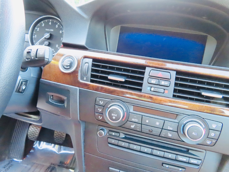 2011 BMW 3 Series 4dr Sdn 335i xDrive AWD, available for sale in North Salem, New York | Meccanic Shop North Inc. North Salem, New York 2011 BMW 3 Series 4dr Sdn 335i xDrive AWD, available for sale in North Salem, New York | Meccanic Shop North Inc. North Salem, New York