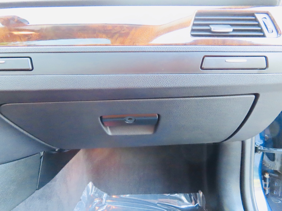 2011 BMW 3 Series 4dr Sdn 335i xDrive AWD, available for sale in North Salem, New York | Meccanic Shop North Inc. North Salem, New York 2011 BMW 3 Series 4dr Sdn 335i xDrive AWD, available for sale in North Salem, New York | Meccanic Shop North Inc. North Salem, New York