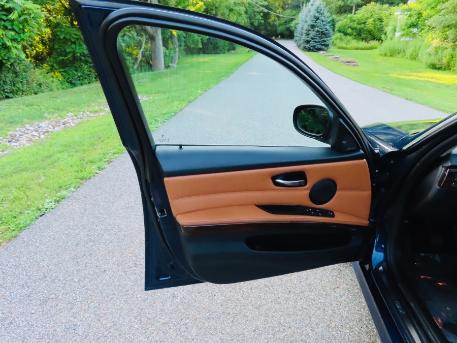 2011 BMW 3 Series 4dr Sdn 335i xDrive AWD, available for sale in North Salem, New York | Meccanic Shop North Inc. North Salem, New York 2011 BMW 3 Series 4dr Sdn 335i xDrive AWD, available for sale in North Salem, New York | Meccanic Shop North Inc. North Salem, New York