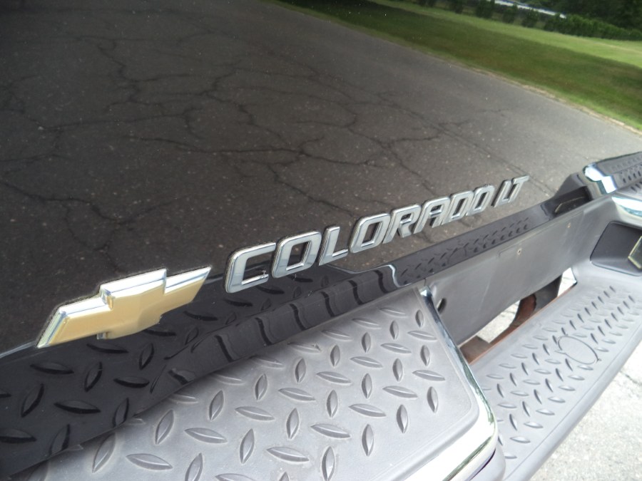 2007 Chevrolet Colorado 4WD Crew Cab 126.0" LT w/2LT, available for sale in Berlin, Connecticut | International Motorcars llc. Berlin, Connecticut 2007 Chevrolet Colorado 4WD Crew Cab 126.0" LT w/2LT, available for sale in Berlin, Connecticut | International Motorcars llc. Berlin, Connecticut