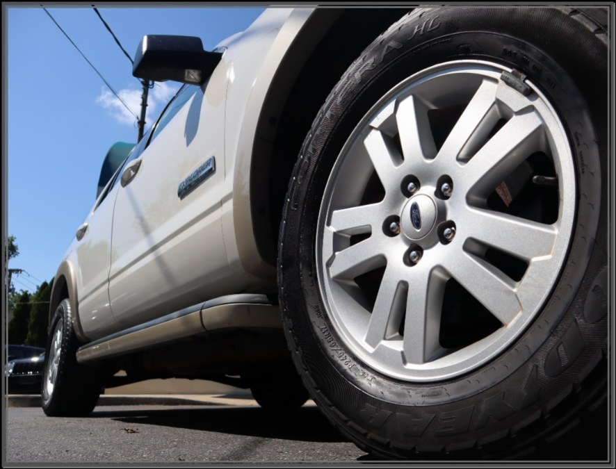 2008 Ford Explorer 4WD 4dr V6 Eddie Bauer, available for sale in Huntington Station, New York | My Auto Inc.. Huntington Station, New York 2008 Ford Explorer 4WD 4dr V6 Eddie Bauer, available for sale in Huntington Station, New York | My Auto Inc.. Huntington Station, New York
