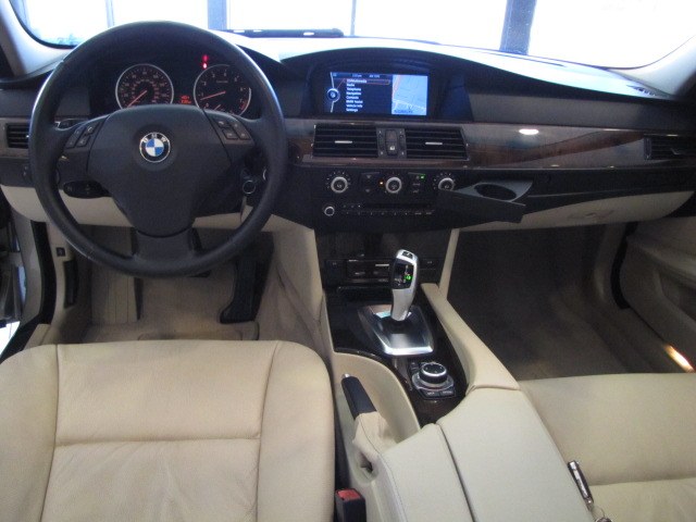 2010 BMW 5 Series 4dr Sdn 528i RWD, available for sale in Placentia, California | Auto Network Group Inc. Placentia, California 2010 BMW 5 Series 4dr Sdn 528i RWD, available for sale in Placentia, California | Auto Network Group Inc. Placentia, California