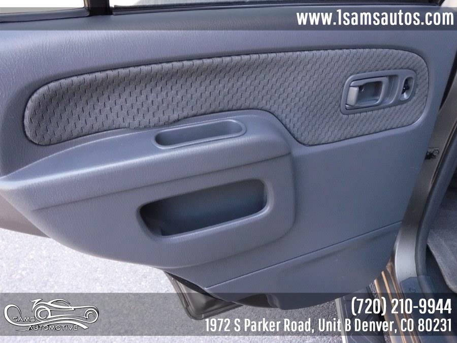 Used Nissan Xterra 4dr SE 4WD V6 Auto 2004 | Sam's Automotive. Denver, Colorado Used Nissan Xterra 4dr SE 4WD V6 Auto 2004 | Sam's Automotive. Denver, Colorado