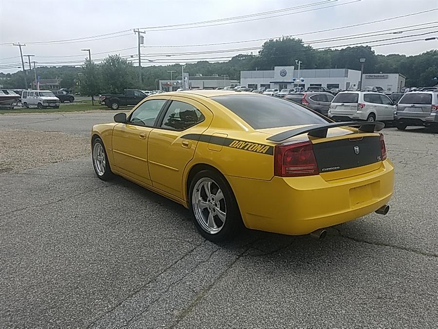 2006 Dodge Charger 4dr Sdn R/T RWD, available for sale in Old Saybrook, Connecticut | Saybrook Auto Barn. Old Saybrook, Connecticut 2006 Dodge Charger 4dr Sdn R/T RWD, available for sale in Old Saybrook, Connecticut | Saybrook Auto Barn. Old Saybrook, Connecticut