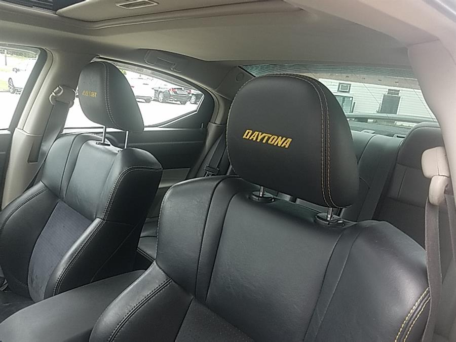 2006 Dodge Charger 4dr Sdn R/T RWD, available for sale in Old Saybrook, Connecticut | Saybrook Auto Barn. Old Saybrook, Connecticut 2006 Dodge Charger 4dr Sdn R/T RWD, available for sale in Old Saybrook, Connecticut | Saybrook Auto Barn. Old Saybrook, Connecticut