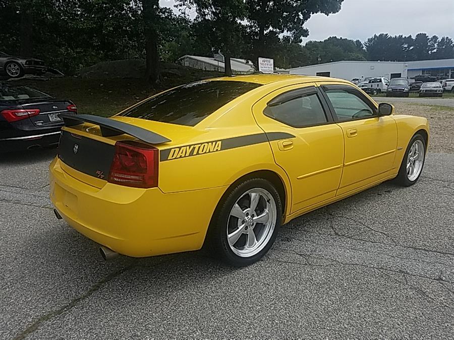 2006 Dodge Charger 4dr Sdn R/T RWD, available for sale in Old Saybrook, Connecticut | Saybrook Auto Barn. Old Saybrook, Connecticut 2006 Dodge Charger 4dr Sdn R/T RWD, available for sale in Old Saybrook, Connecticut | Saybrook Auto Barn. Old Saybrook, Connecticut