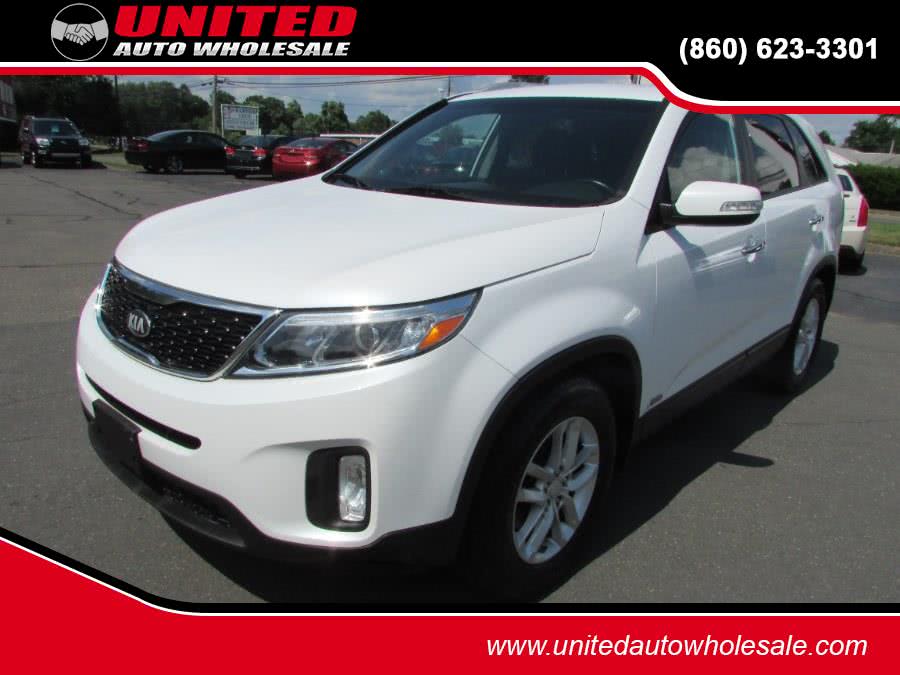 2014 Kia Sorento AWD 4dr V6 LX, available for sale in East Windsor, Connecticut | United Auto Sales of E Windsor, Inc. East Windsor, Connecticut