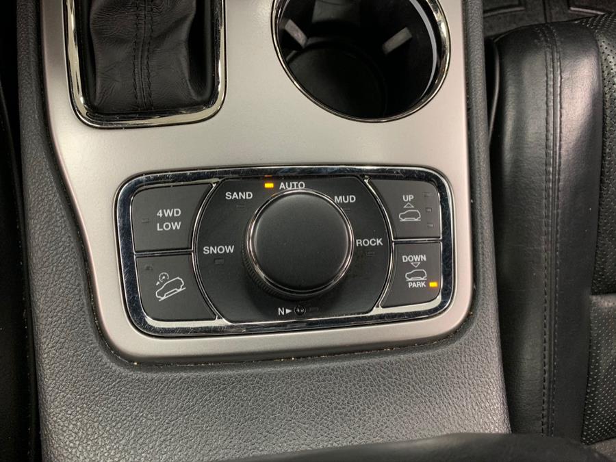 2018 Jeep Grand Cherokee High Altitude 4x4, available for sale in Inwood, New York | 5 Towns Drive. Inwood, New York 2018 Jeep Grand Cherokee High Altitude 4x4, available for sale in Inwood, New York | 5 Towns Drive. Inwood, New York