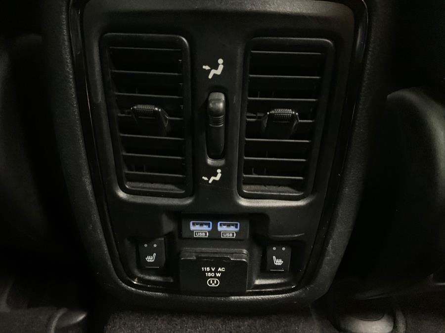 2018 Jeep Grand Cherokee High Altitude 4x4, available for sale in Inwood, New York | 5 Towns Drive. Inwood, New York 2018 Jeep Grand Cherokee High Altitude 4x4, available for sale in Inwood, New York | 5 Towns Drive. Inwood, New York