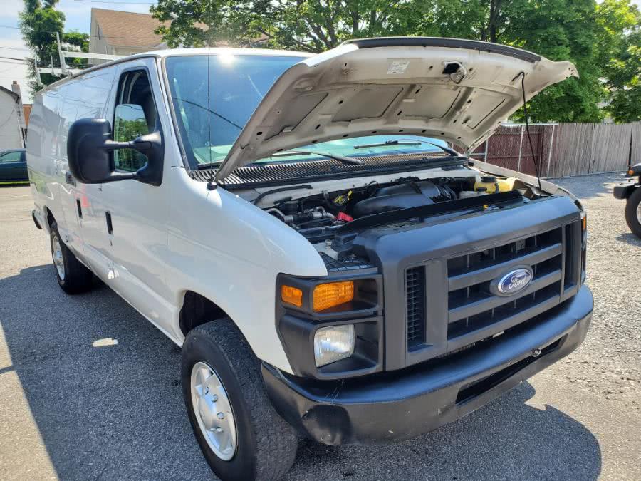 2013 Ford Econoline Cargo Van E-250 Ext Commercial, available for sale in West Babylon, New York | SGM Auto Sales. West Babylon, New York