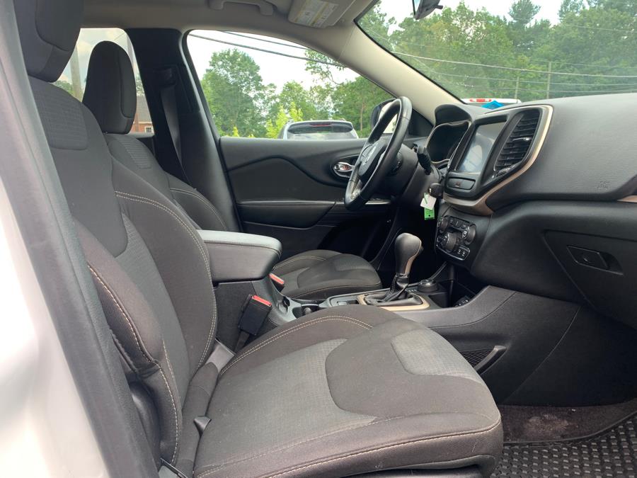 2016 Jeep Cherokee 4WD 4dr Latitude, available for sale in Merrimack, New Hampshire | Merrimack Autosport. Merrimack, New Hampshire 2016 Jeep Cherokee 4WD 4dr Latitude, available for sale in Merrimack, New Hampshire | Merrimack Autosport. Merrimack, New Hampshire