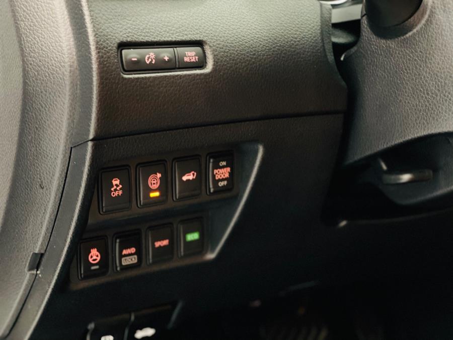 Used Nissan Rogue AWD SV 2017 | Luxury Motor Club. Franklin Square, New York Used Nissan Rogue AWD SV 2017 | Luxury Motor Club. Franklin Square, New York