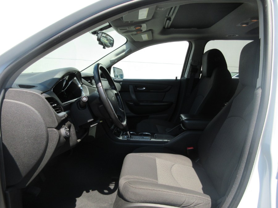 2016 Chevrolet Traverse AWD 4dr LT w/1LT, available for sale in Linden, New Jersey | Route 27 Auto Mall. Linden, New Jersey 2016 Chevrolet Traverse AWD 4dr LT w/1LT, available for sale in Linden, New Jersey | Route 27 Auto Mall. Linden, New Jersey