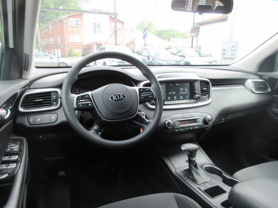 Used Kia Sorento LX V6 AWD 2019 | Route 27 Auto Mall. Linden, New Jersey Used Kia Sorento LX V6 AWD 2019 | Route 27 Auto Mall. Linden, New Jersey