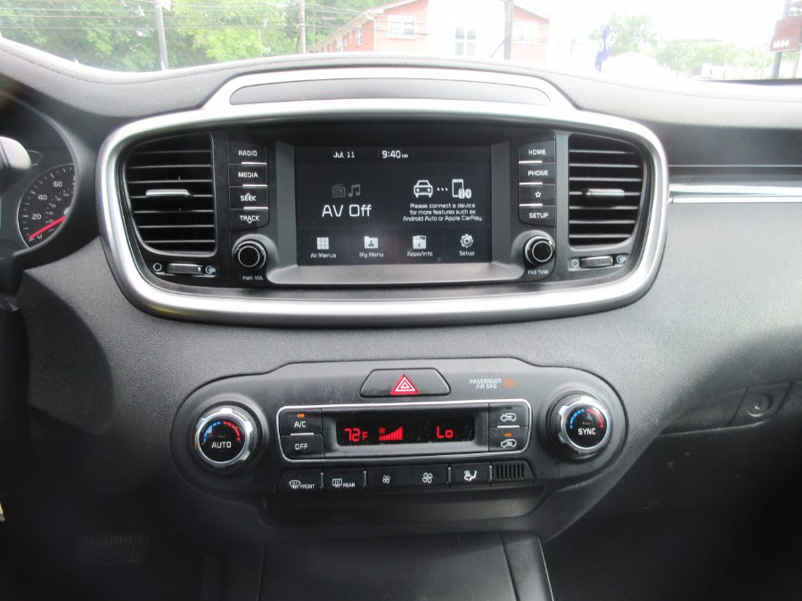 Used Kia Sorento LX V6 AWD 2019 | Route 27 Auto Mall. Linden, New Jersey Used Kia Sorento LX V6 AWD 2019 | Route 27 Auto Mall. Linden, New Jersey