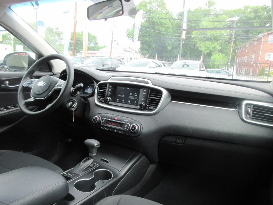 Used Kia Sorento LX V6 AWD 2019 | Route 27 Auto Mall. Linden, New Jersey Used Kia Sorento LX V6 AWD 2019 | Route 27 Auto Mall. Linden, New Jersey