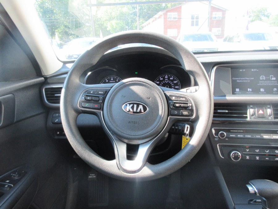 The 2018 Kia Optima LX Auto