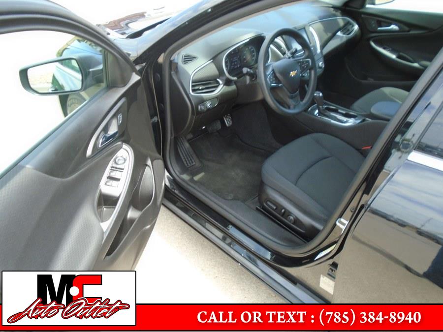 2017 Chevrolet Malibu 4dr Sdn LS w/1FL, available for sale in Colby, Kansas | M C Auto Outlet Inc. Colby, Kansas 2017 Chevrolet Malibu 4dr Sdn LS w/1FL, available for sale in Colby, Kansas | M C Auto Outlet Inc. Colby, Kansas