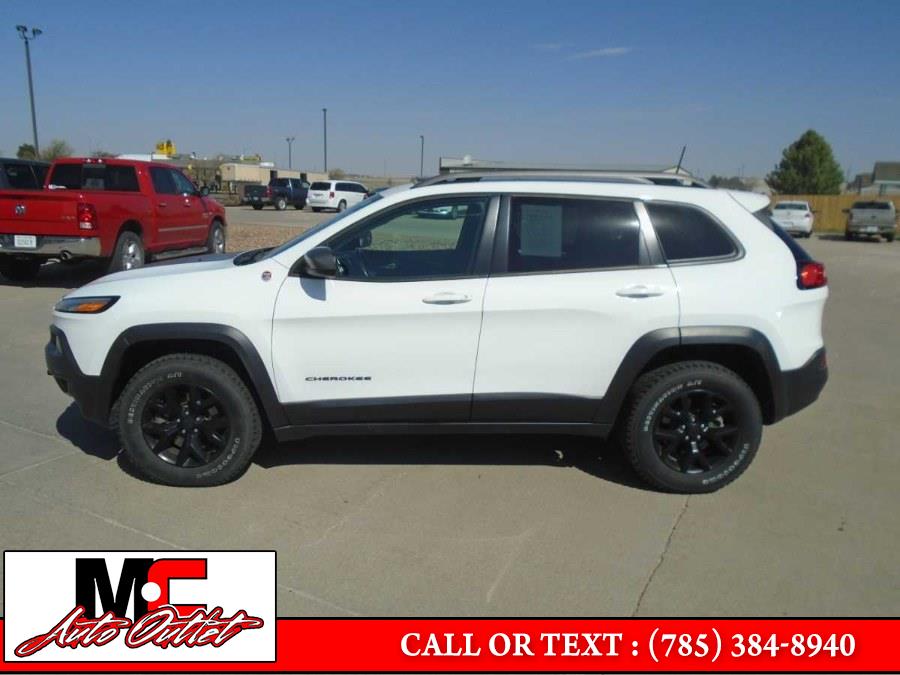 2016 Jeep Cherokee 4WD 4dr Trailhawk, available for sale in Colby, Kansas | M C Auto Outlet Inc. Colby, Kansas 2016 Jeep Cherokee 4WD 4dr Trailhawk, available for sale in Colby, Kansas | M C Auto Outlet Inc. Colby, Kansas
