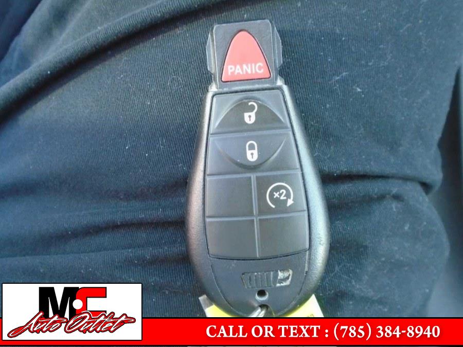 2015 Jeep Cherokee FWD 4dr Latitude, available for sale in Colby, Kansas | M C Auto Outlet Inc. Colby, Kansas 2015 Jeep Cherokee FWD 4dr Latitude, available for sale in Colby, Kansas | M C Auto Outlet Inc. Colby, Kansas