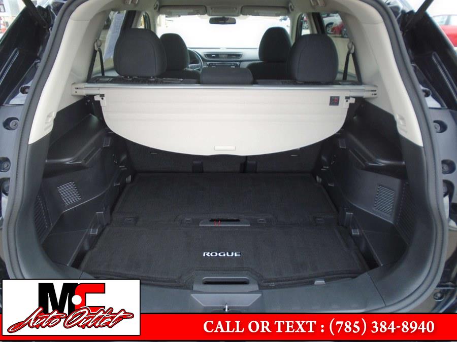 2017 Nissan Rogue 2017.5 FWD SV, available for sale in Colby, Kansas | M C Auto Outlet Inc. Colby, Kansas 2017 Nissan Rogue 2017.5 FWD SV, available for sale in Colby, Kansas | M C Auto Outlet Inc. Colby, Kansas