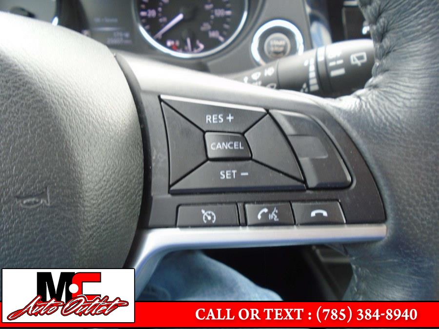 2017 Nissan Rogue 2017.5 FWD SV, available for sale in Colby, Kansas | M C Auto Outlet Inc. Colby, Kansas 2017 Nissan Rogue 2017.5 FWD SV, available for sale in Colby, Kansas | M C Auto Outlet Inc. Colby, Kansas
