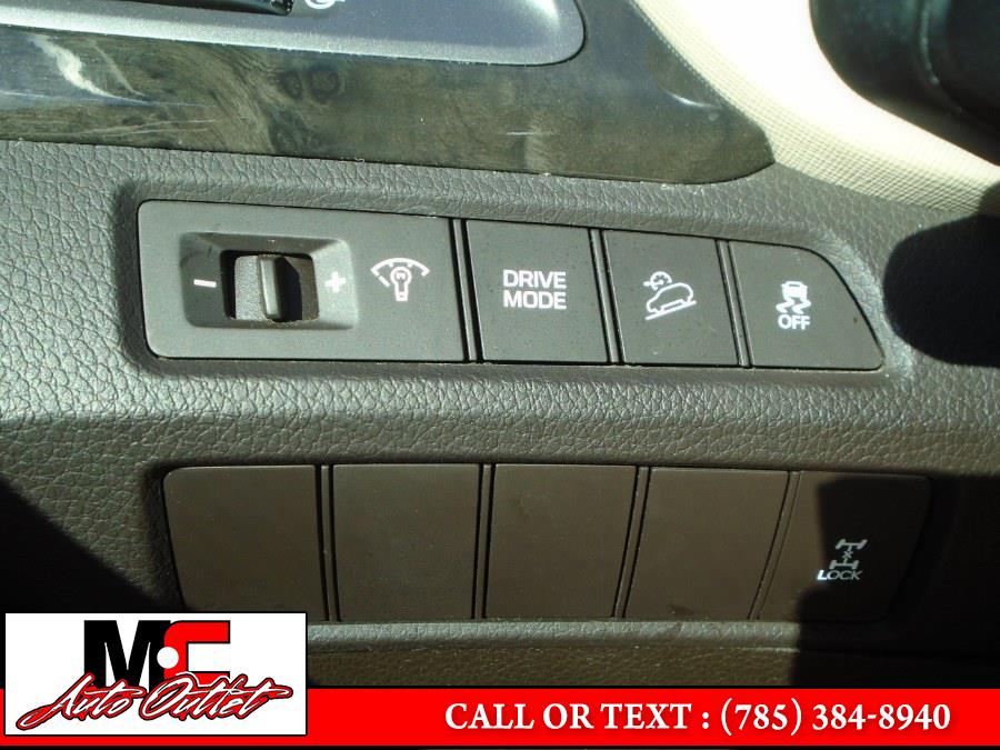 2017 Hyundai Santa Fe Sport 2.4L Auto AWD, available for sale in Colby, Kansas | M C Auto Outlet Inc. Colby, Kansas 2017 Hyundai Santa Fe Sport 2.4L Auto AWD, available for sale in Colby, Kansas | M C Auto Outlet Inc. Colby, Kansas