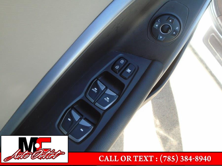 2017 Hyundai Santa Fe Sport 2.4L Auto AWD, available for sale in Colby, Kansas | M C Auto Outlet Inc. Colby, Kansas 2017 Hyundai Santa Fe Sport 2.4L Auto AWD, available for sale in Colby, Kansas | M C Auto Outlet Inc. Colby, Kansas