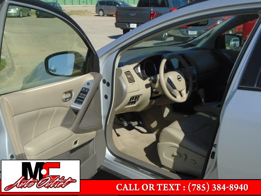 2013 Nissan Murano AWD 4dr SL, available for sale in Colby, Kansas | M C Auto Outlet Inc. Colby, Kansas 2013 Nissan Murano AWD 4dr SL, available for sale in Colby, Kansas | M C Auto Outlet Inc. Colby, Kansas